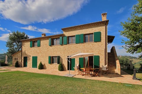 Holiday Home Exterior [summer]