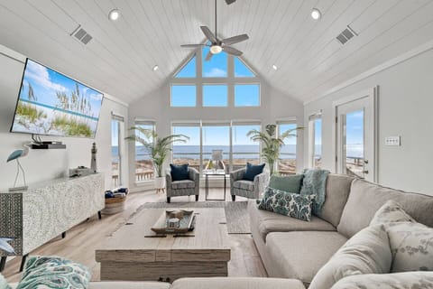 This Ocean Front View is Amazing from the moment you walk in the door🌊🌊