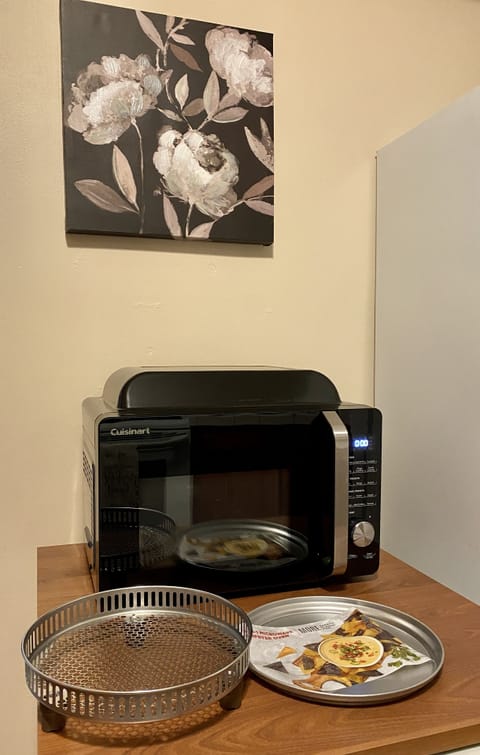 Microwave/air fryer