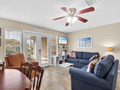 Welcome to Grand Caribbean East 110
