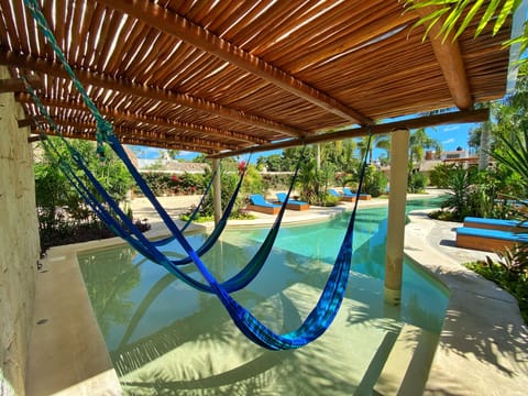 Outdoor pool, open 9:00 AM to 9:00 PM, sun loungers