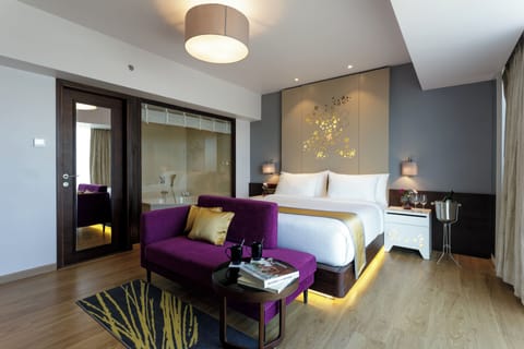 Luxury Suite | Egyptian cotton sheets, premium bedding, down comforters