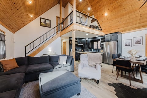 2024-12-15_KS_650 Birch Bend-6B2A9279-HDR