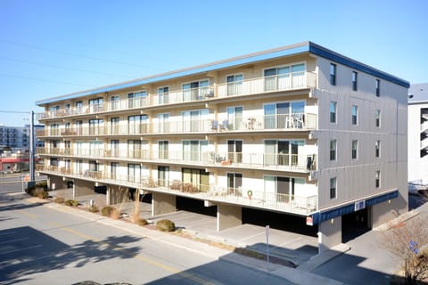 Regency Place 403 building