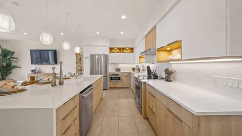 Kitchen - Oversized Refrigerator - Dishwasher - Oven - &amp; Large Gas Stove