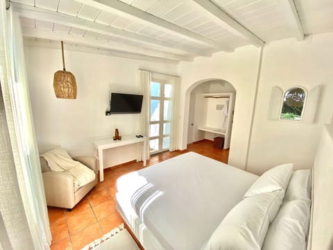 Premium Double Room | Premium bedding, individually decorated, individually furnished