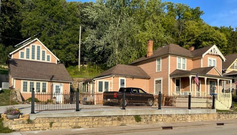 Located on the Great River Road