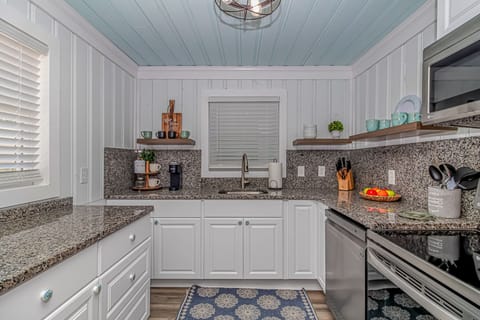 smooth surface stove and dishwasher