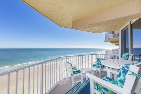 8th floor private oceanfront balcony