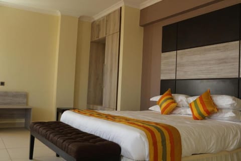 Deluxe Room | Bed sheets