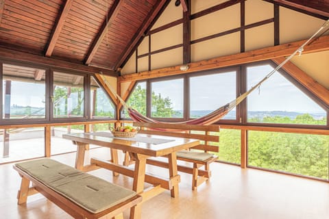 Cottage | Dining