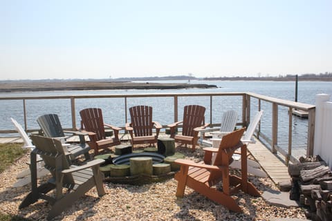 Fire Pit Lounge Area