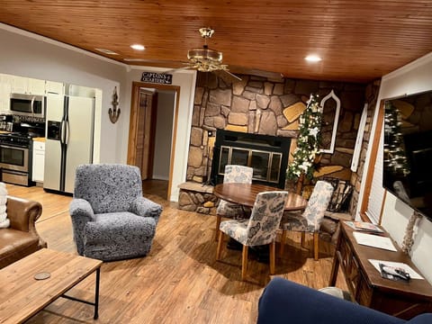 Winter 2022, Living room.