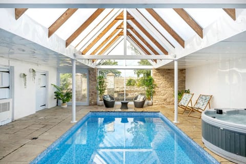 Ground floor: The indoor swimming pool and hot tub is the perfect place for groups of friends to catch up