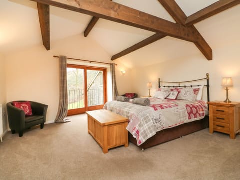 Cottage | 3 bedrooms, individually decorated, individually furnished, free WiFi
