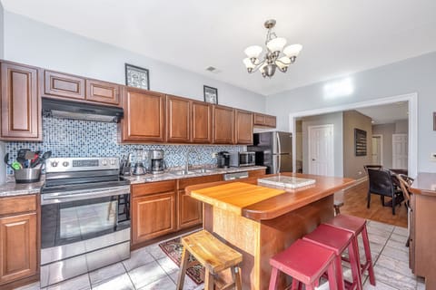 Kitchen - 2nd Floor Kitchen (2 of 3 Kitchens)