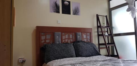 Standard Room | Bed sheets