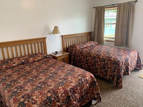 Standard Double Room | Free WiFi, bed sheets