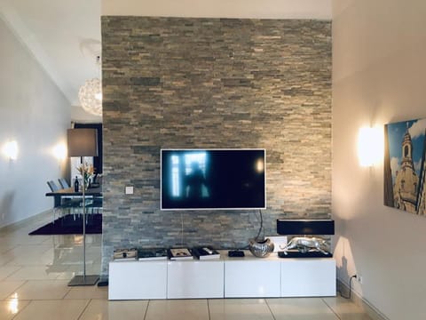 House | Living room