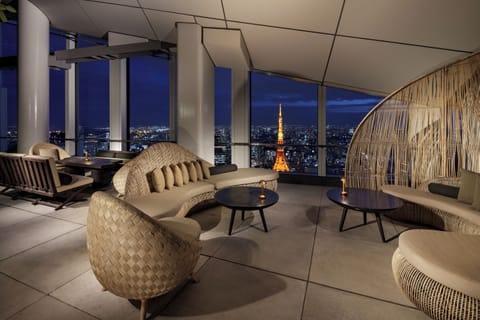 Rooftop bar, alfresco dining, open daily