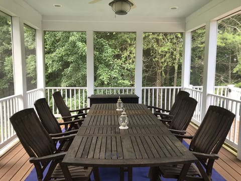 Screened in porch, great for al fresco meals and game time