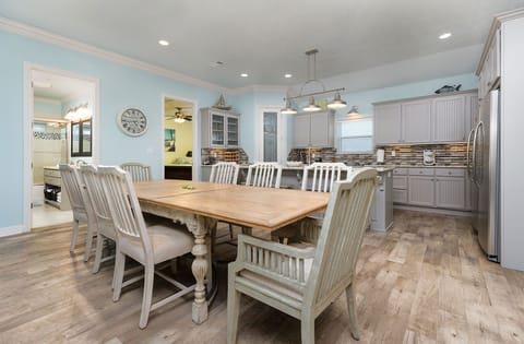 Dining area with room for 8 at the table and 4 at the island!