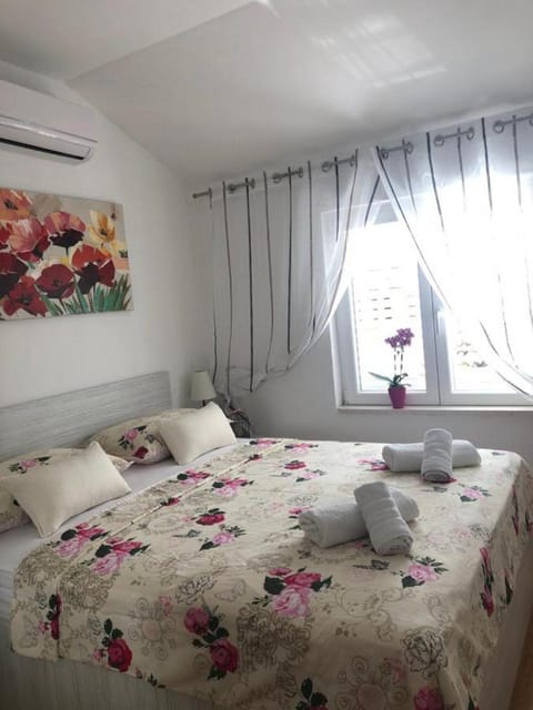 Apartment (One Bedroom Apartment with Terrace) | 1 bedroom
