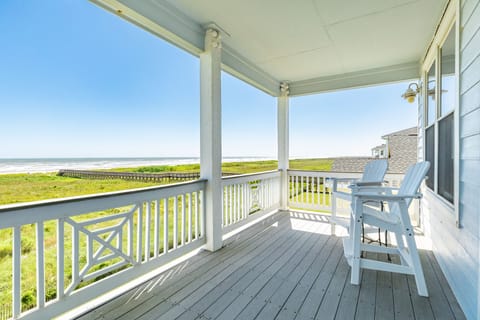 Pelican Pointe