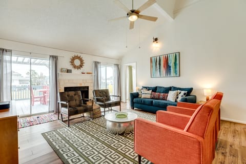 Wall of windows brighten up the living area