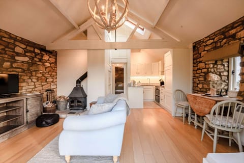 Oxbow Cottage Living Area - StayCotswold