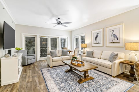 8103 Wendover Dunes | Living Room - 8103 Wendover Dunes | Living Room