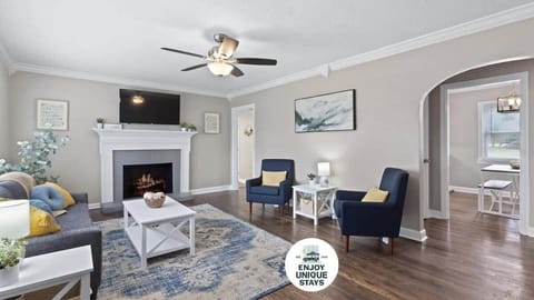 ➤ Discover more than 150+ Luxury Vacation Rentals, STRs, Cabins & Treehouses by ENJOY UNIQUE STAYS across Chattanooga, Lookout Mountain, Carolinas, Michigan & Alabama! 