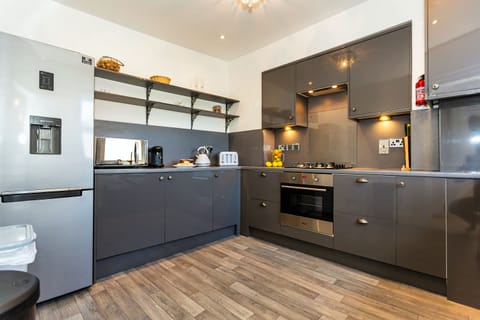 Deluxe Apartment | 2 bedrooms, Tempur-Pedic beds, individually decorated