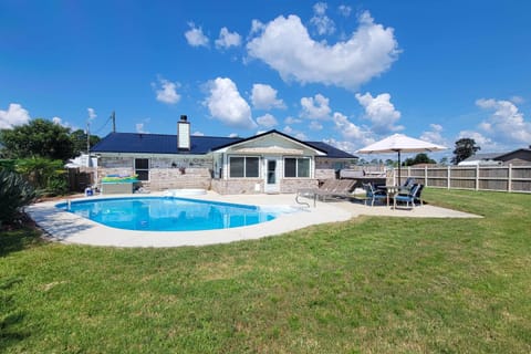 Pensacola Vacation Rental | 3BR | 2BA | 1,650 Sq Ft | Step-Free Access