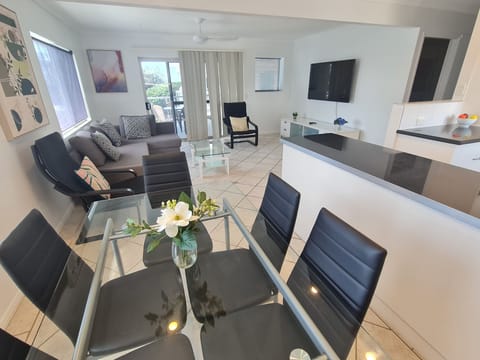 Apartment, 3 Bedrooms, Beachside | Living area | TV