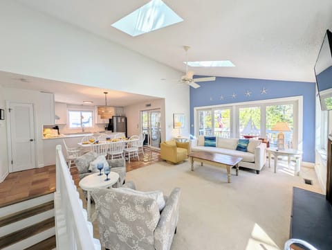 116 Evergreen, South Bethany