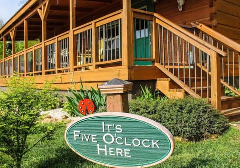 Front of "It's Five O'Clock Here" cabin