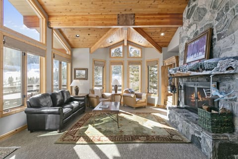 Furniture, Indoors, Living Room, Couch, Home Decor