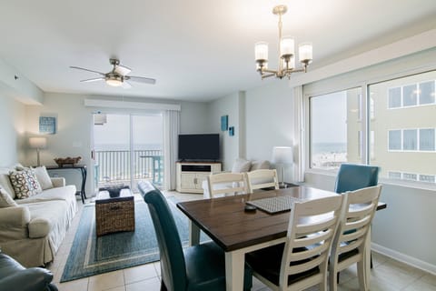 LIVING AND DINING ROOM