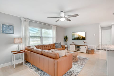 55" RokuTV