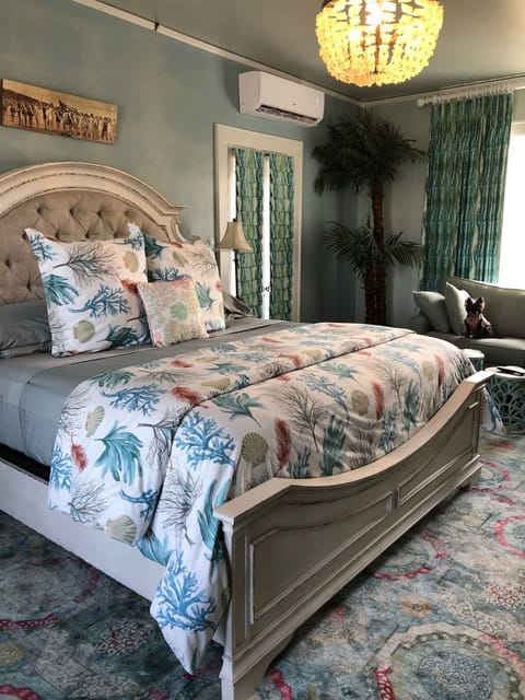 Seawall Suite Bed