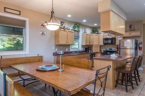 Kitchen and dining area