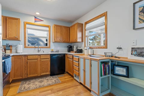 To cook or not to cook? Lots of great places to eat in Manteo. 