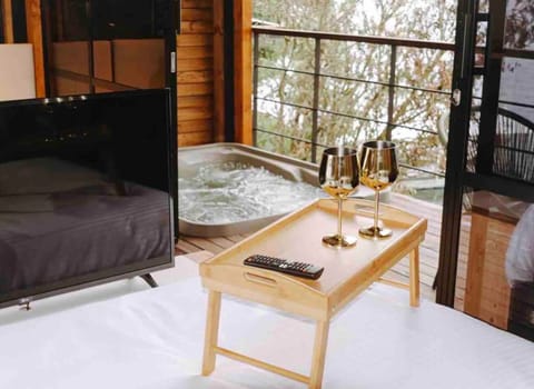 Basic Cabin | Bed sheets