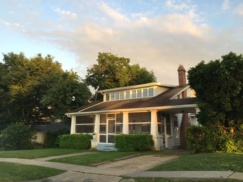 Betterton Beachhouse - historic Buena Vista,  overlooking the Chesapeake Bay