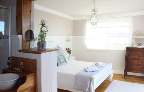 Family Suite | Premium bedding, in-room safe, individually decorated, desk