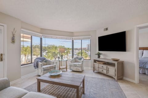 Beach Bright 3BR 3BA in Hilton Head Yach Club - Enjoy Your Hight
