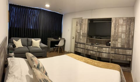 Basic Room, 1 Queen Bed | Free WiFi, bed sheets