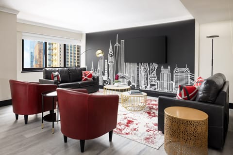 Suite, 1 King Bed (Living & Dining Area Manhattan Floor) | Premium bedding, pillowtop beds, in-room safe, desk
