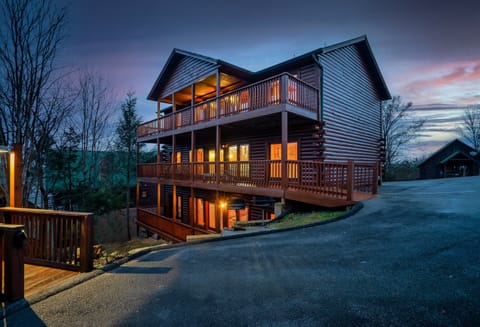 Arrive to a warm, welcoming cabin where families and friends can settle in comfortably just minutes from Pigeon Forge.